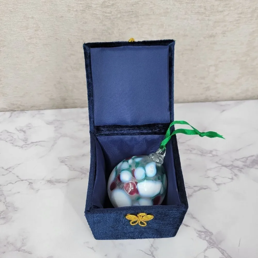 Vintage Hand Blown Art Glass Ornament with Green Ribbon Signed 90s - Picture 9 of 10